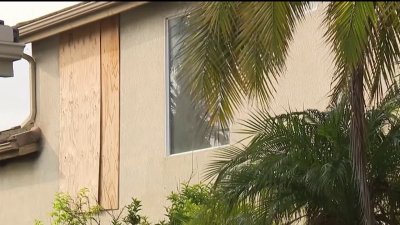 Fire at boarded-up home in Ocean View Hills brings anxious moments to fed-up neighbors