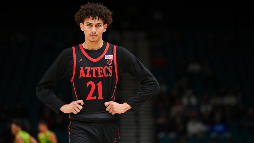 LAS VEGAS, NV – NOVEMBER 27: San Diego State Aztecs guard Miles Byrd (21) looks on during the Players Era Festival college basketball game between Oregon Ducks vs San Diego State Aztecs on November 27, 2024 at MGM Grand Arena in Las Vegas, NV. (Photo by Brian Rothmuller/Icon Sportswire via Getty Images)
