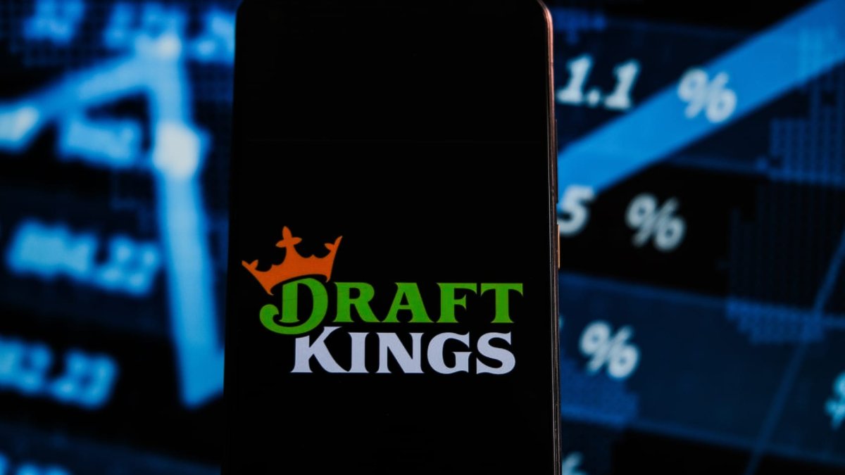 Sports betting stocks slide after Illinois lawmakers approve tax hike