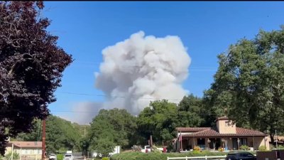 WATCH: Brush fire in Lakeside grows to 850+ acres on 2nd day