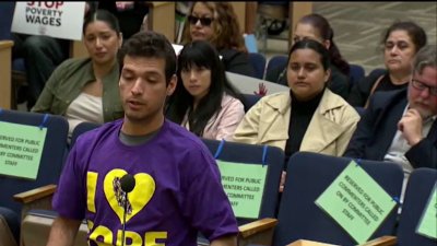 Council committee considering hospitality minimum wage