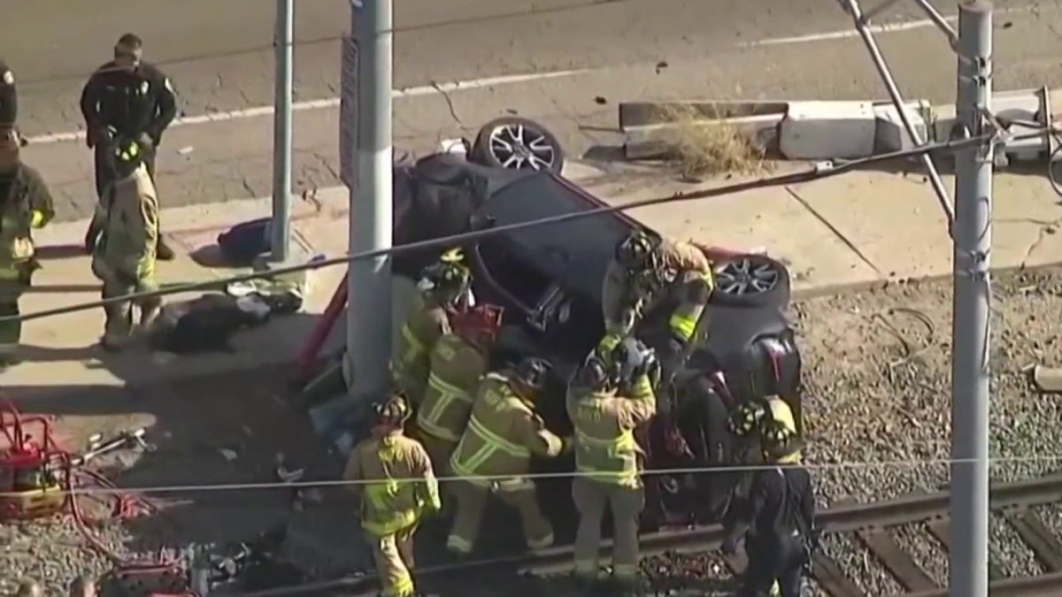 Uber driver and passenger injured after crash in Encanto – NBC 7 San Diego
