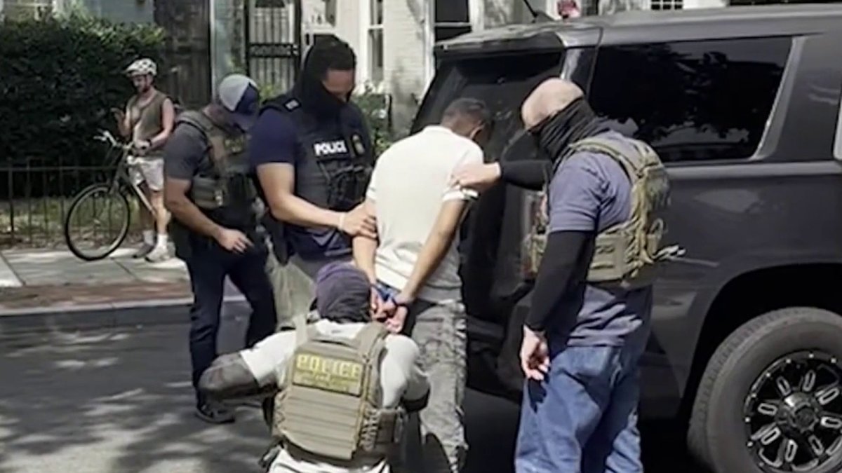 Uber Eats driver detained while making delivery in DC – NBC 7 San Diego