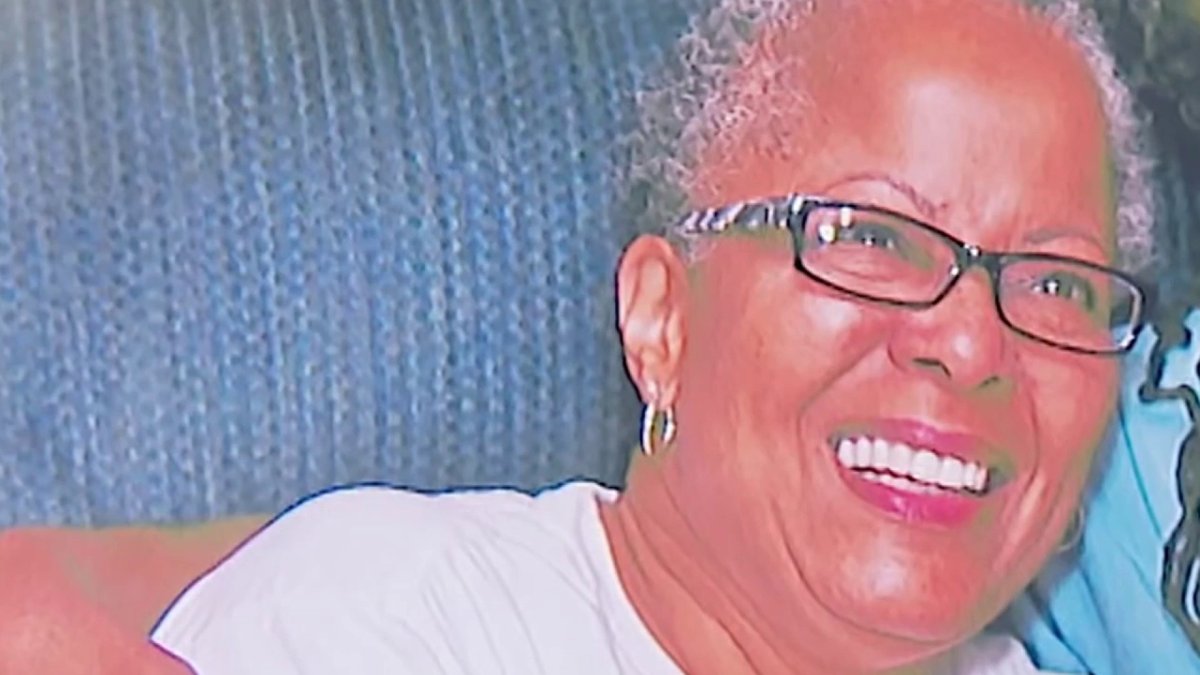 Man arrested after woman found stabbed to death in her National City ...