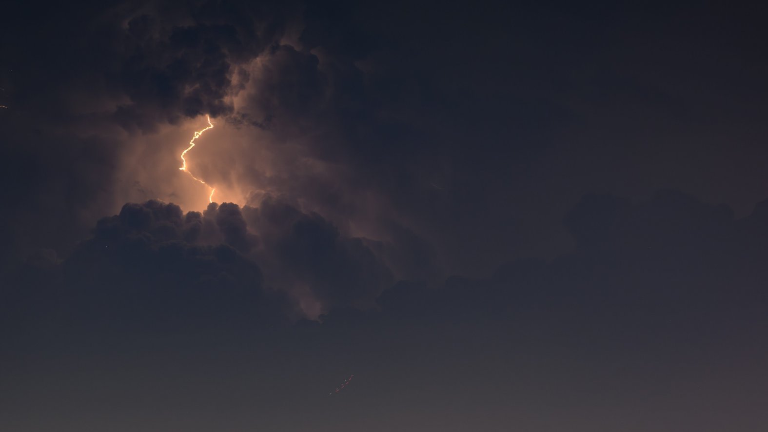Tropical moisture puts on light show in San Diego mountains deserts Tropical moisture puts on light show in San Diego mountains deserts