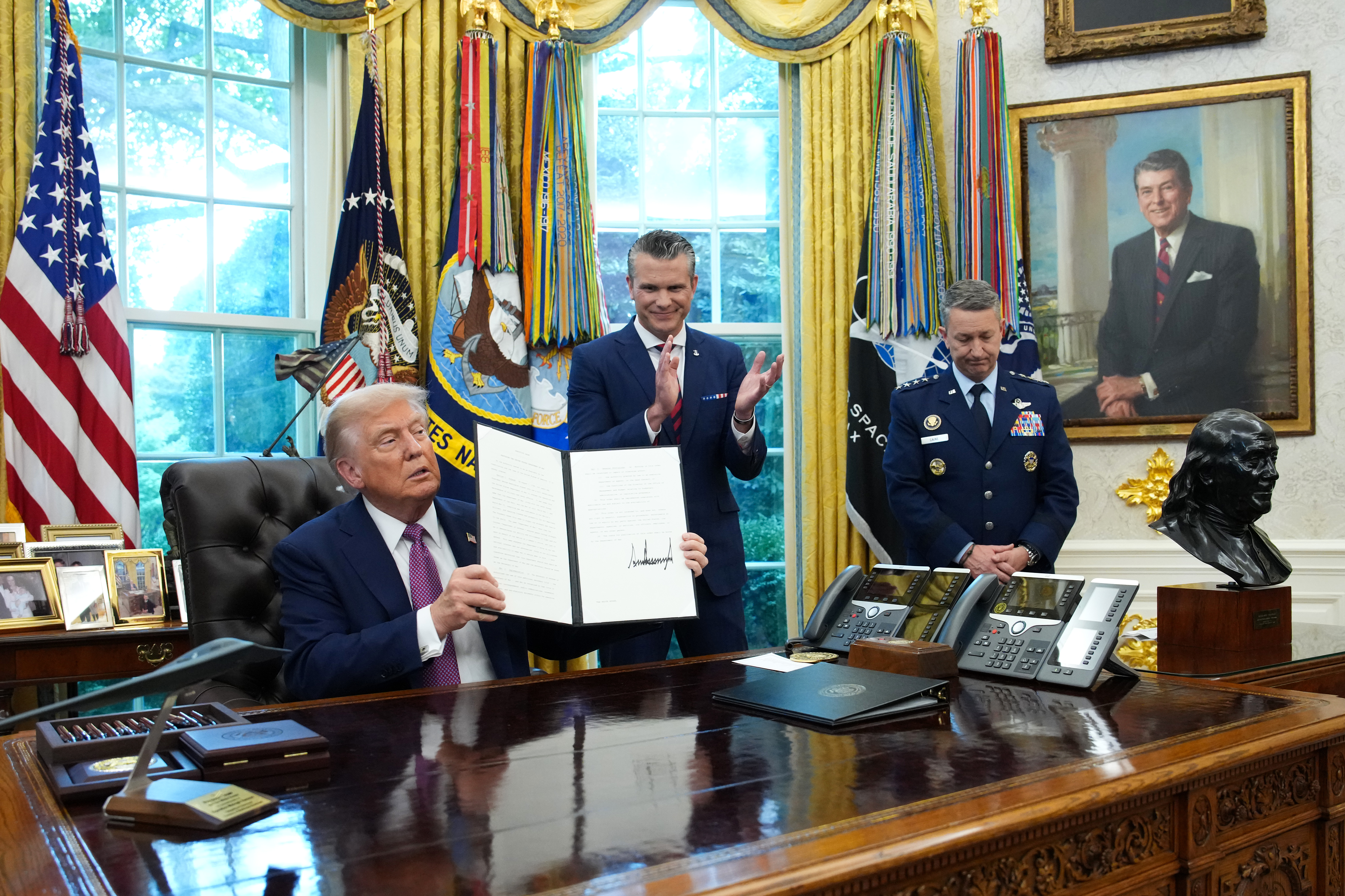 GettyImages-2233904847.jpg?