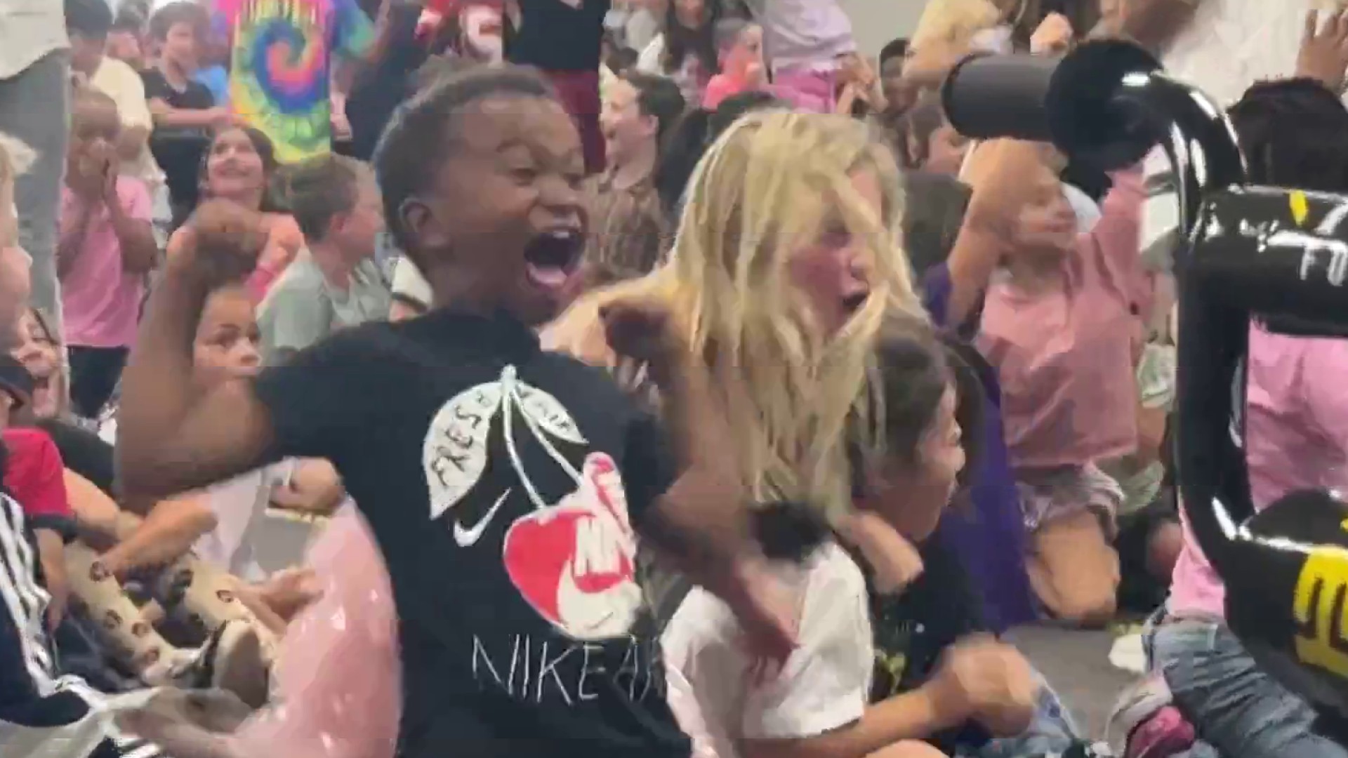 Padres surprise kids from Murphy Canyon devastated by jet crash