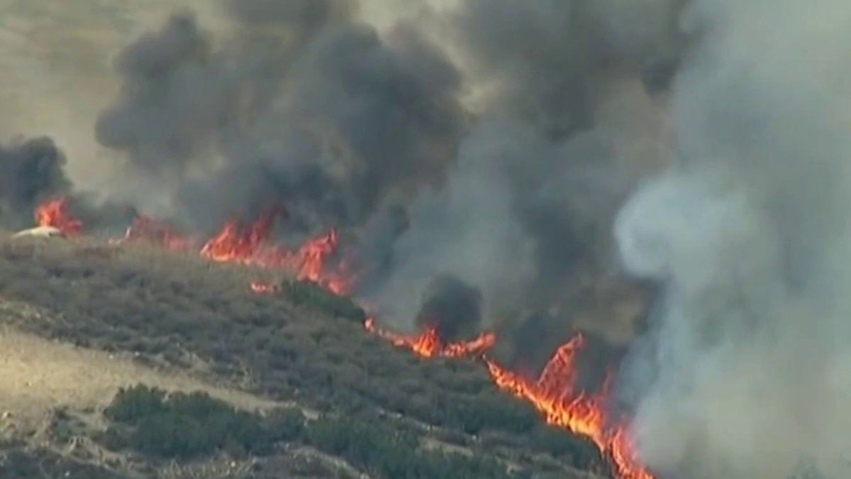 Brush fire near SR-78 in Ramona forces evacuations – NBC 7 San Diego