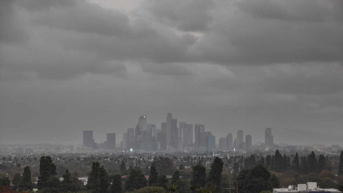 When will it rain in LA? See the timeline leading up to Christmas – NBC ...