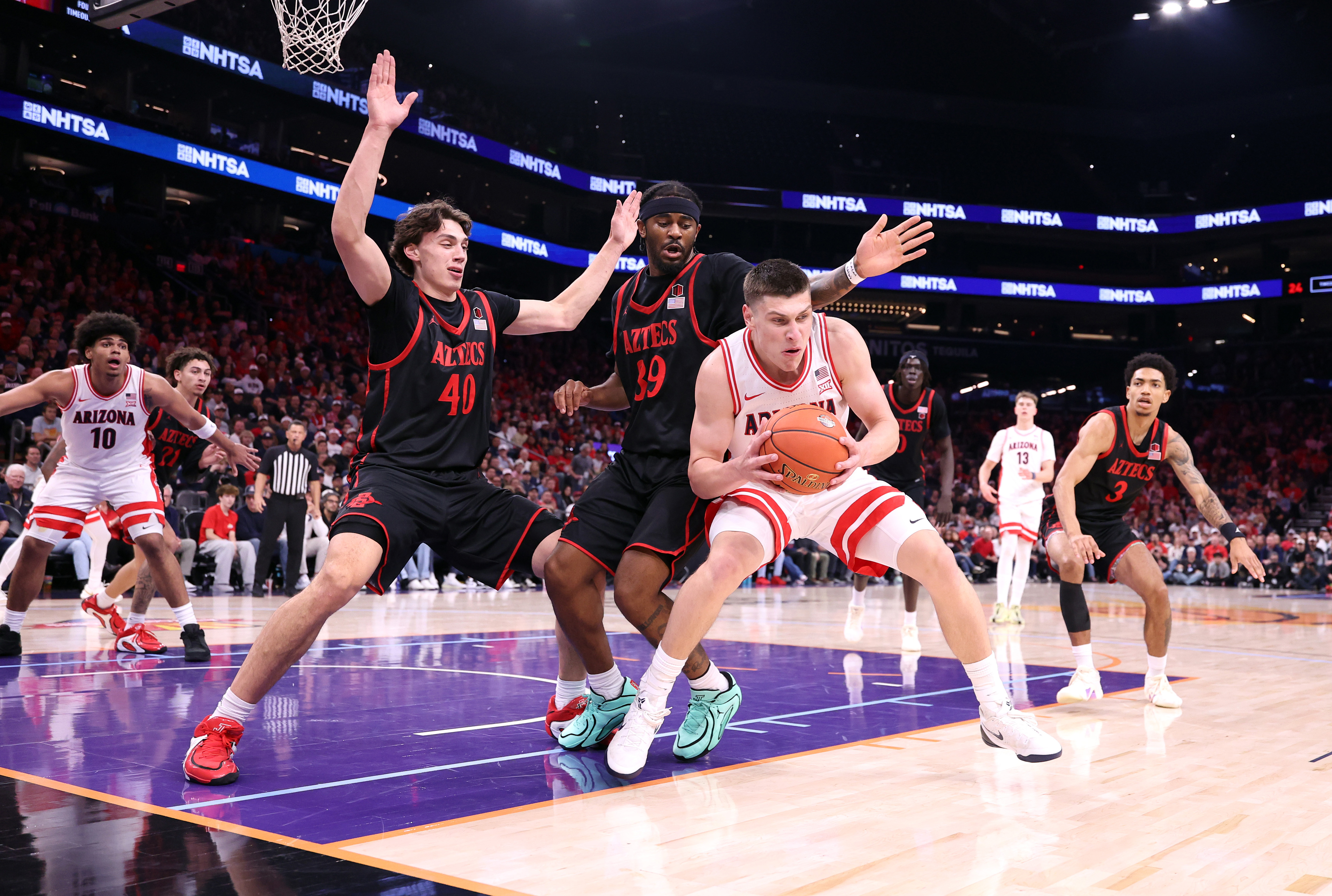 Aztecs can't run with #1 Arizona