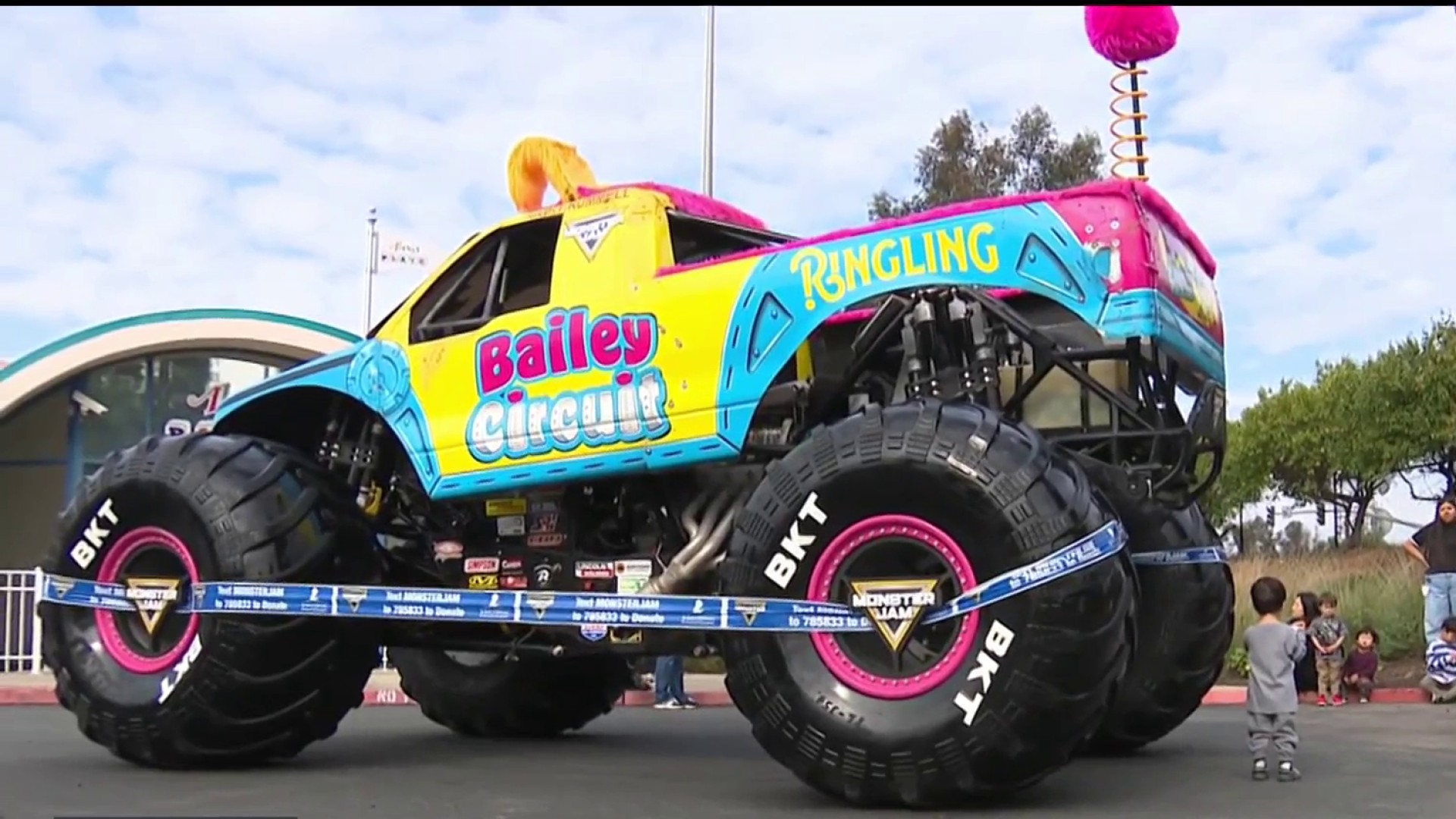 Monster Jam truck delights Rady Children's Hospital patients – NBC