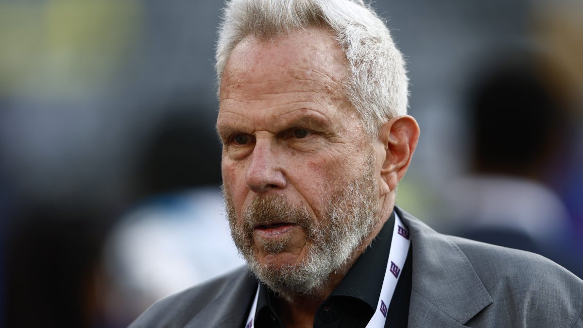 Giants co-owner Tisch says he never went to Epstein's island, regrets association