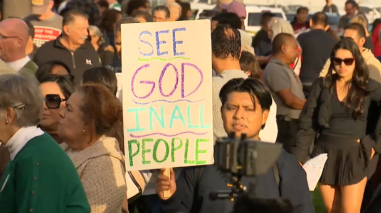Hundreds participate in faith led procession in response to recent ICE activity