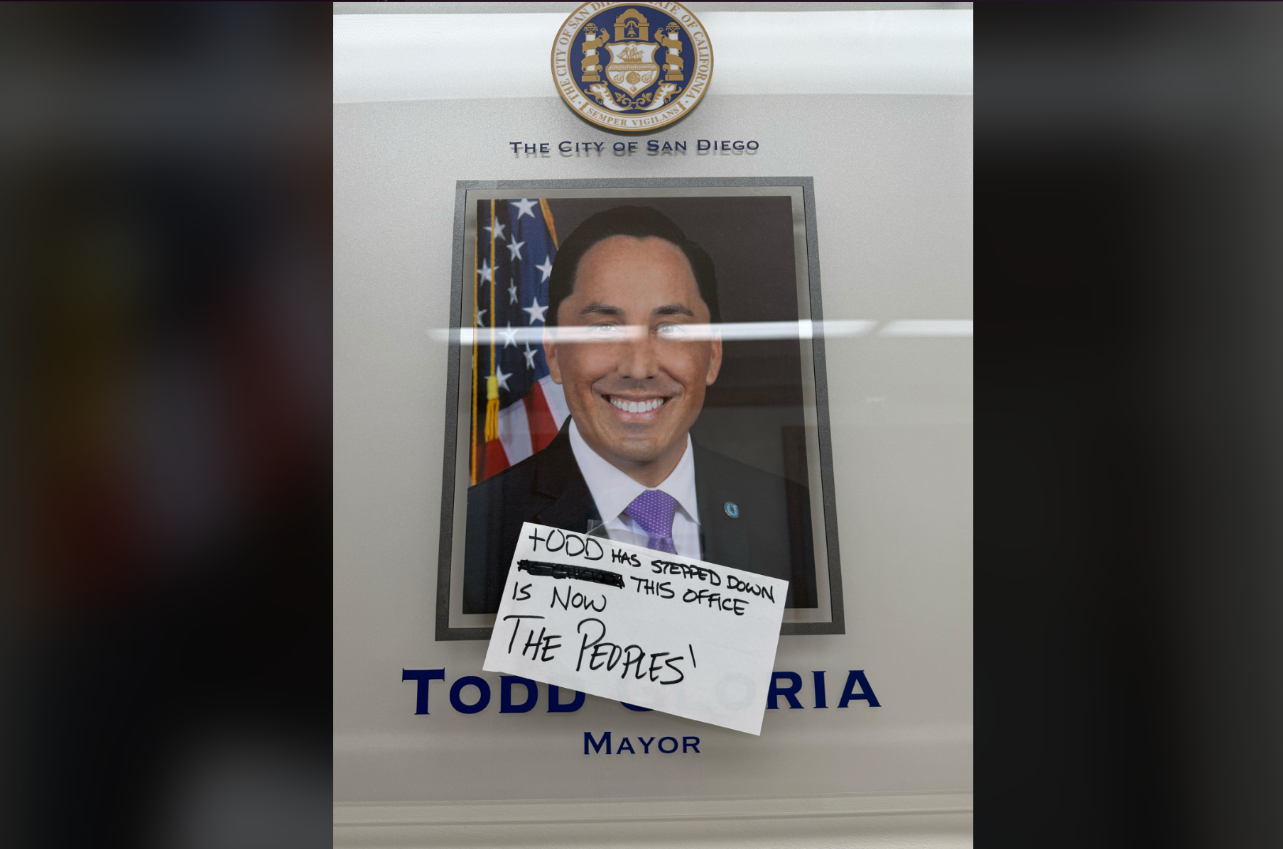 Anti-ICE protesters arrested after occupying San Diego mayor’s office ...