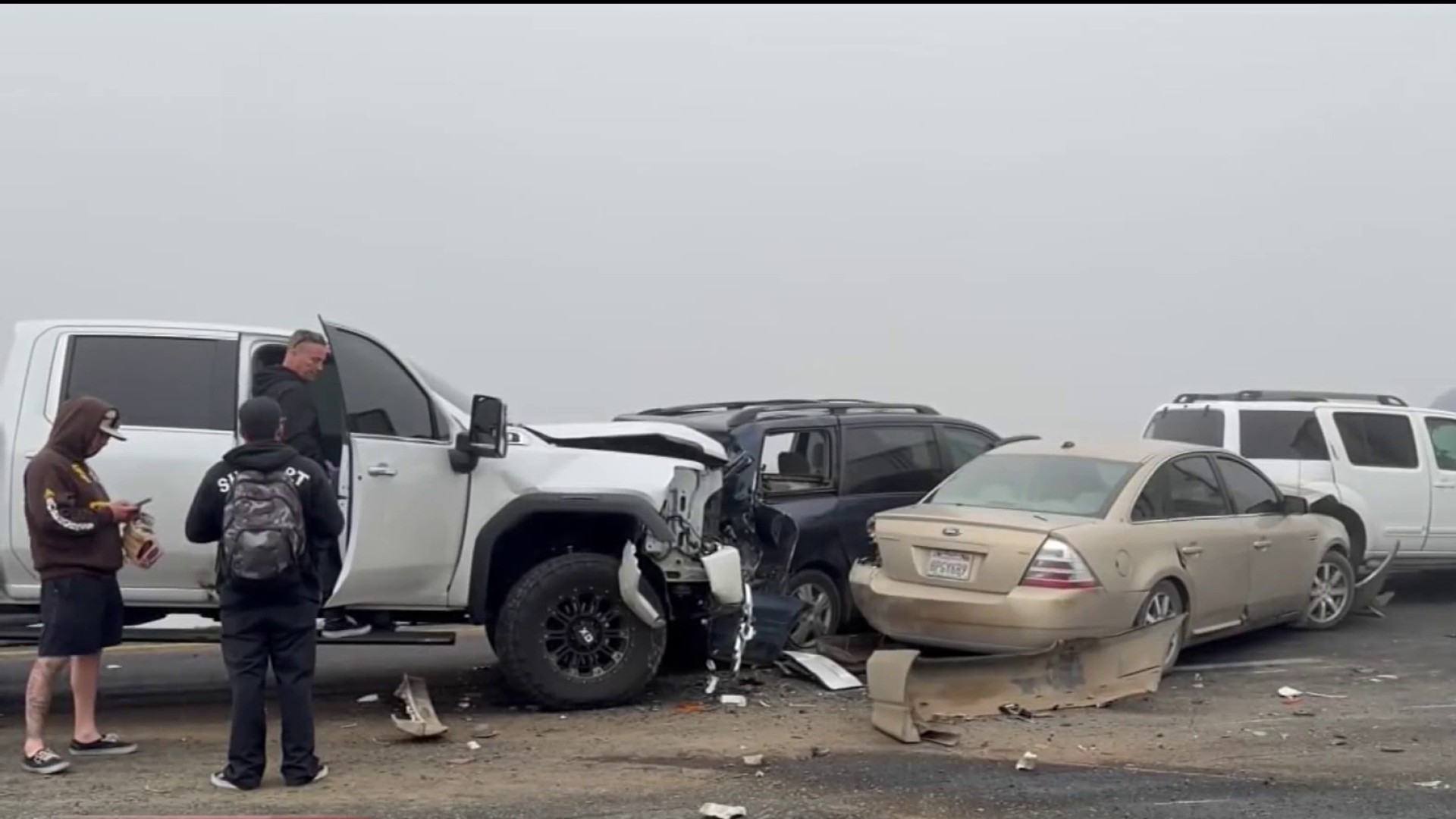 Dense fog causes massive car pileup in central California