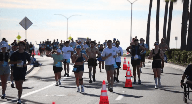 25-year-old runner dies after collapsing near finish line at Carlsbad Half Marathon