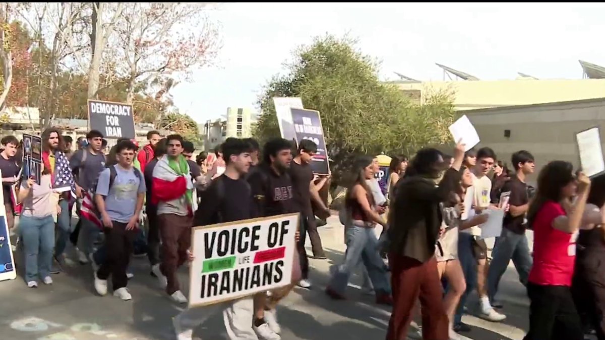 UC San Diego students hold protest for Iranian community – NBC 7 San Diego