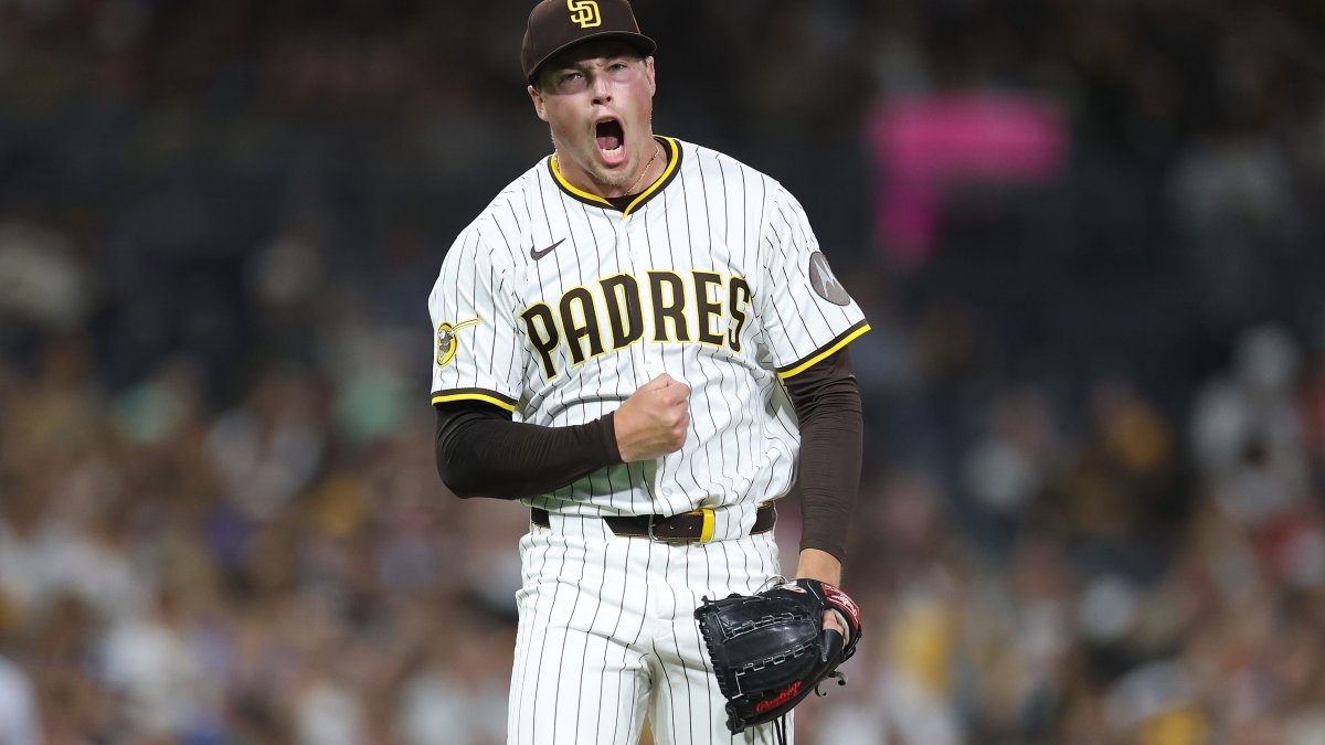 Padres Spring Training primer Mason Miller baseball's best closer