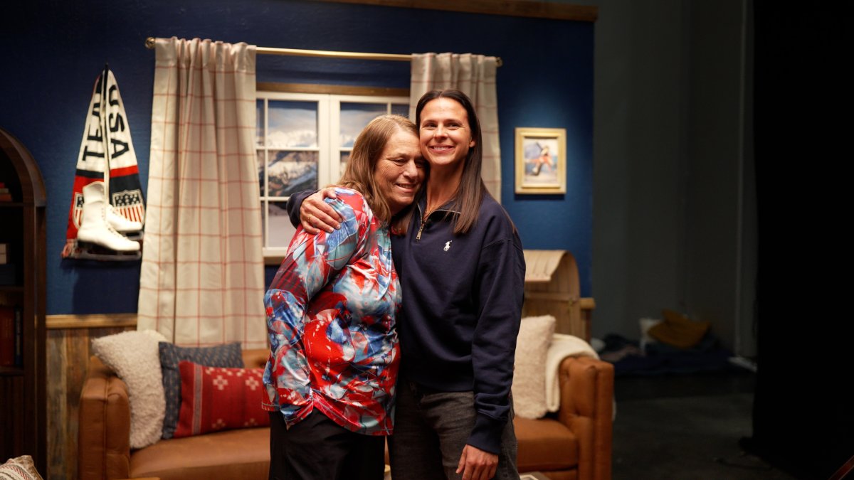 Speed skater Brittany Bowe gets surprise from coach who introduced her to the sport