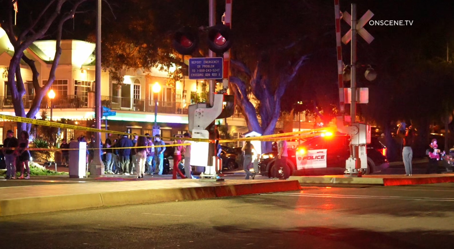 Suspect flees after downtown Carlsbad stabbing