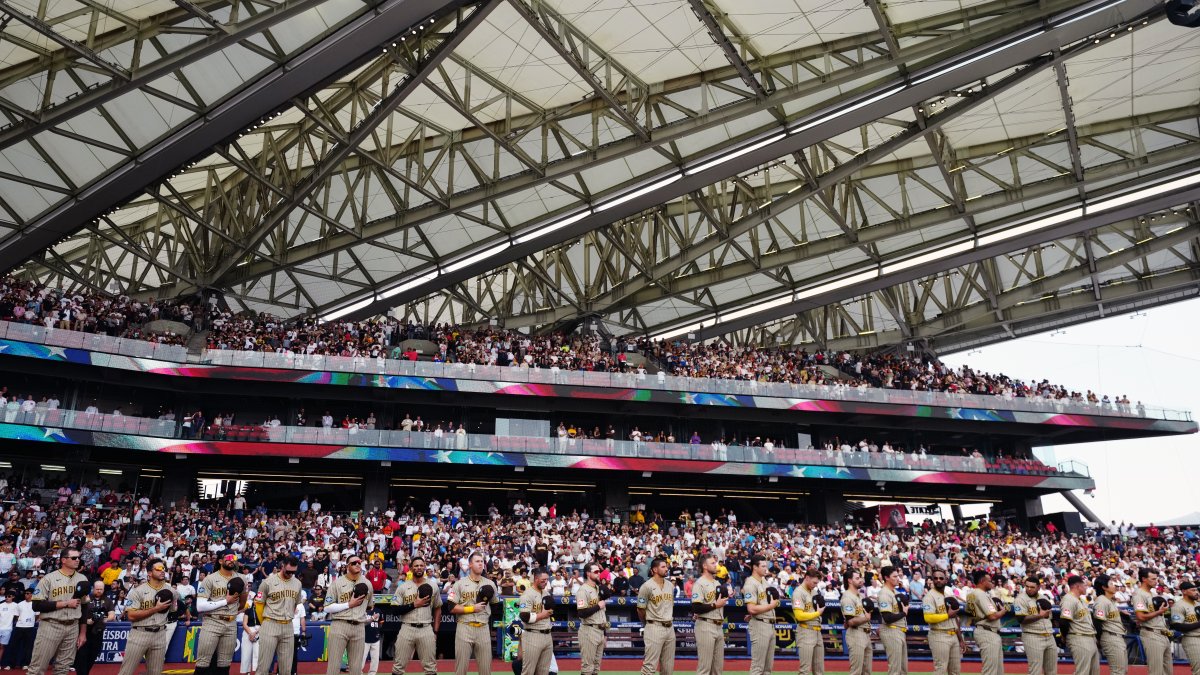 Ty France's 2 home runs push Padres past Diamondbacks in Mexico City Series