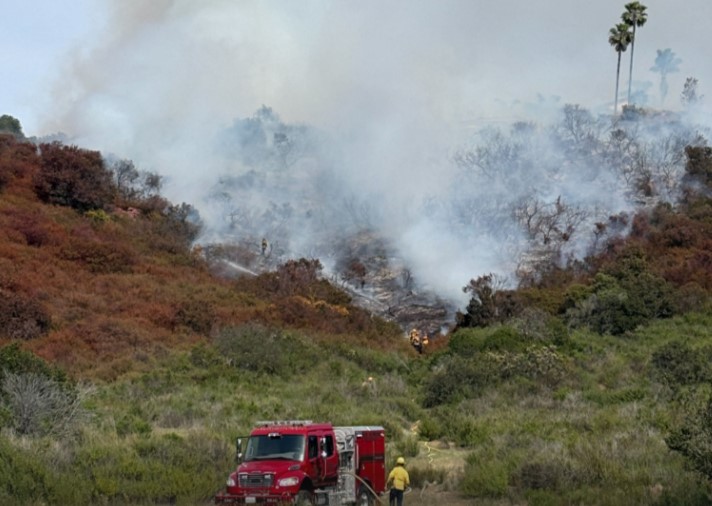 Vegetation fire in San Marcos prompts evacuations to nearby residences