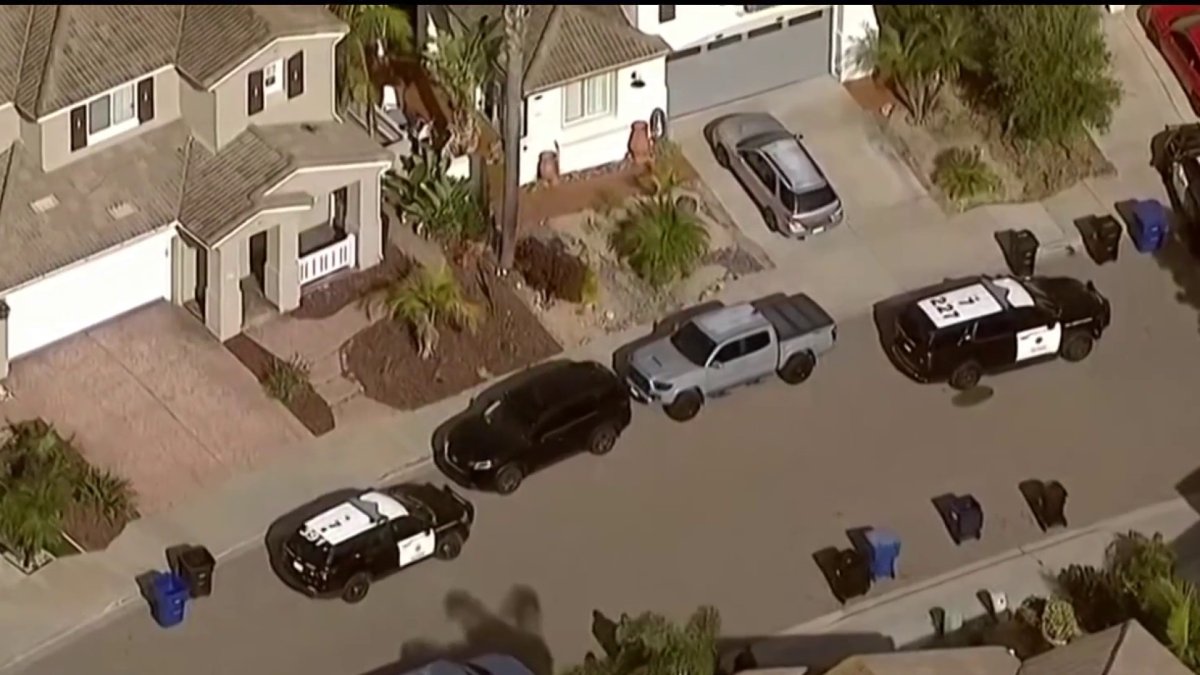 San Diego police swarm Chula Vista home of 1 mosque shooting suspect ...