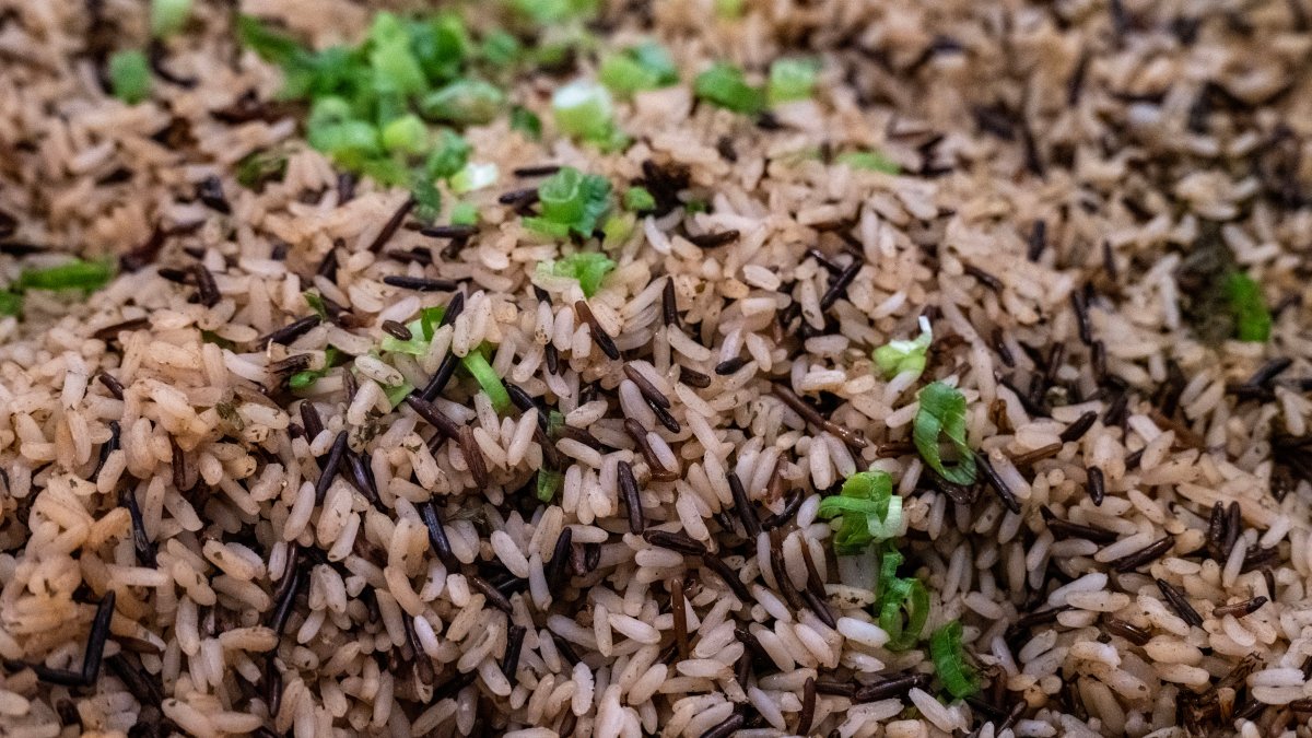 The top 5 healthy grains with the most protein, according to a dietitian