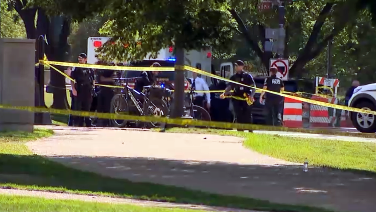 1 shot, bystander grazed in Secret Service police shooting near Washington Monument A uniformed Secret Service officer shot one person near the Washington Monument, and a second person suffered a graze wound. By Carissa DiMargo and Jackie Bensen • • Updated 42 seconds ago