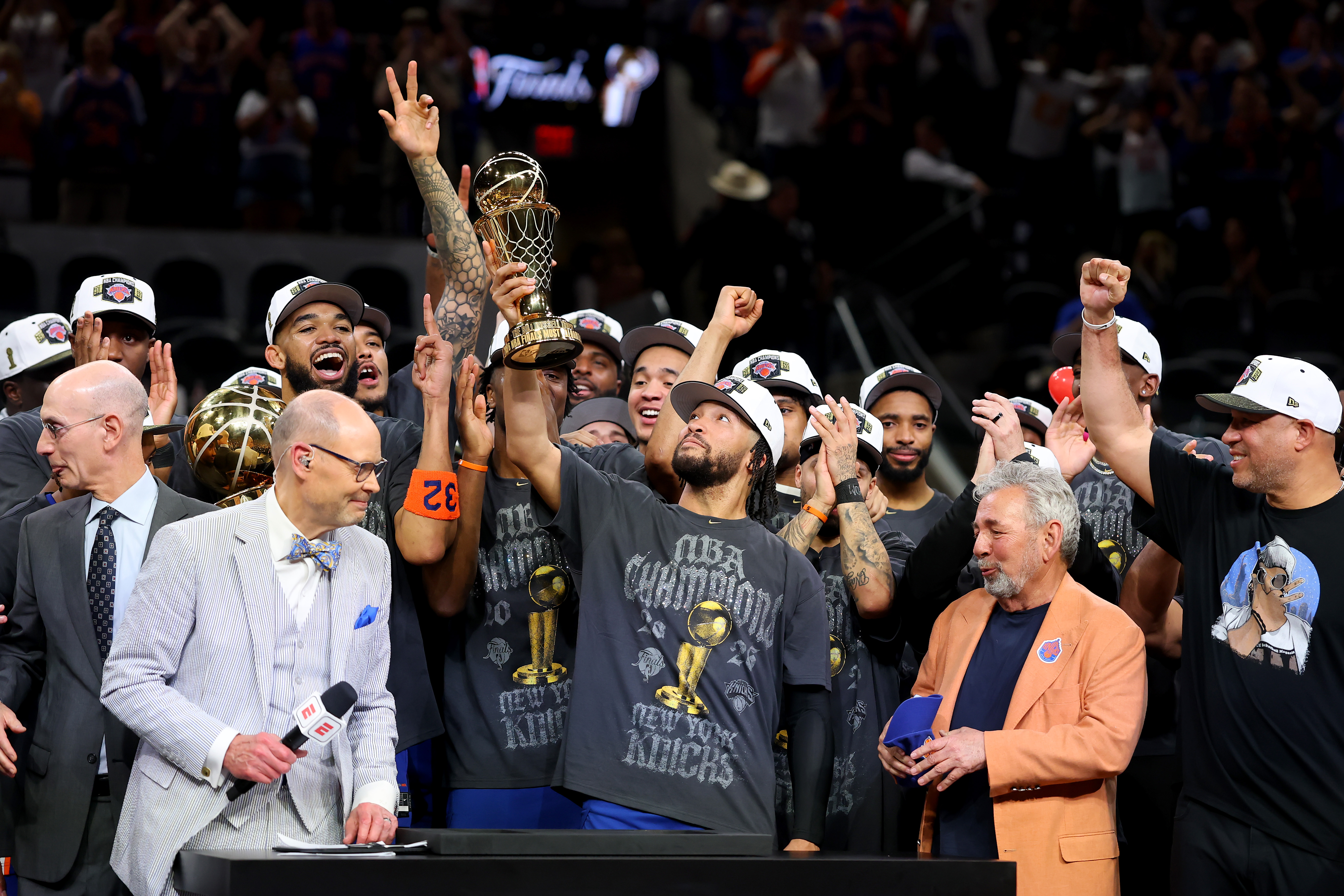 Knicks win first NBA title since 1973 with 94-90 victory over Spurs in Game 5