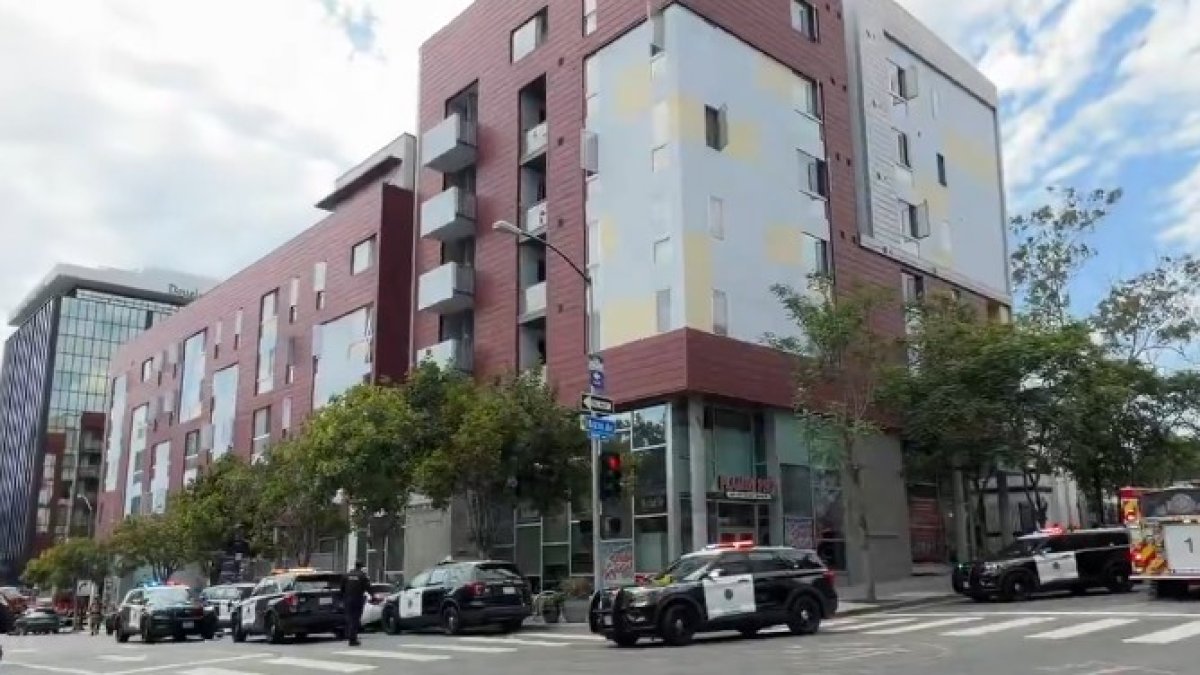 San Diego police shoot at man who barricaded himself in downtown apartment