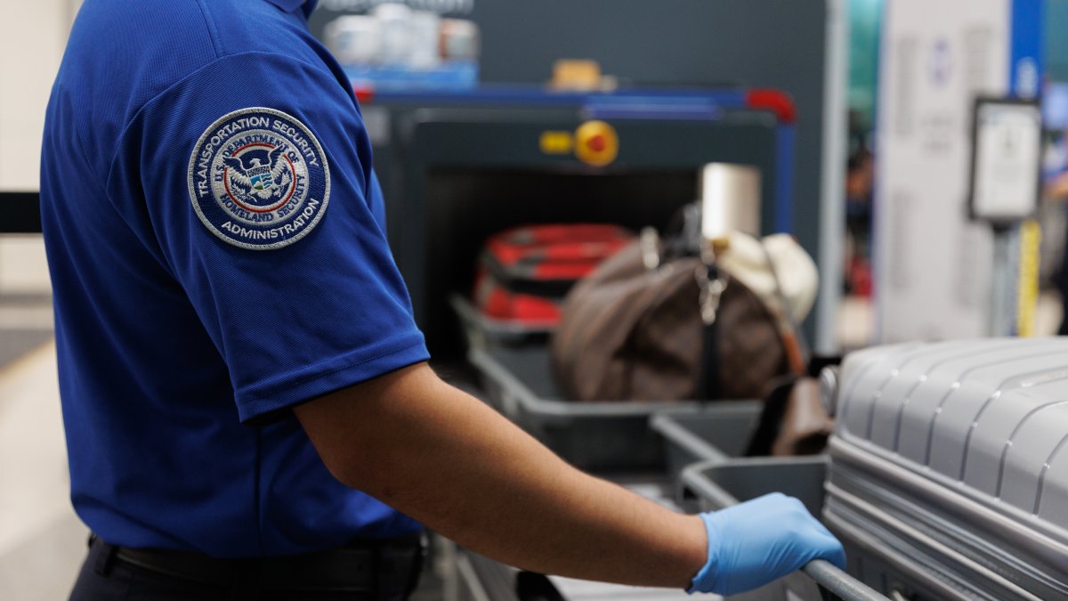 The TSA rule that's leaving kids in tears at airport security