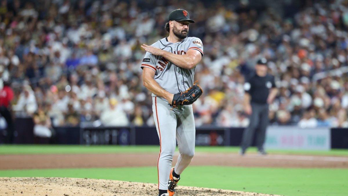 Padres add Giants LHP Robbie Ray ahead of MLB Trade Deadline