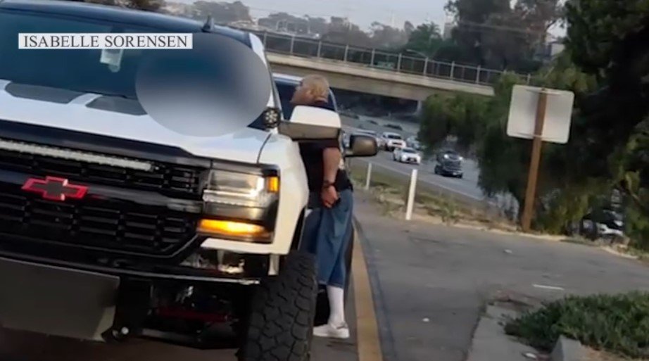 Violent Altercation Erupts After I-5 Off-Ramp Collision in Carlsbad