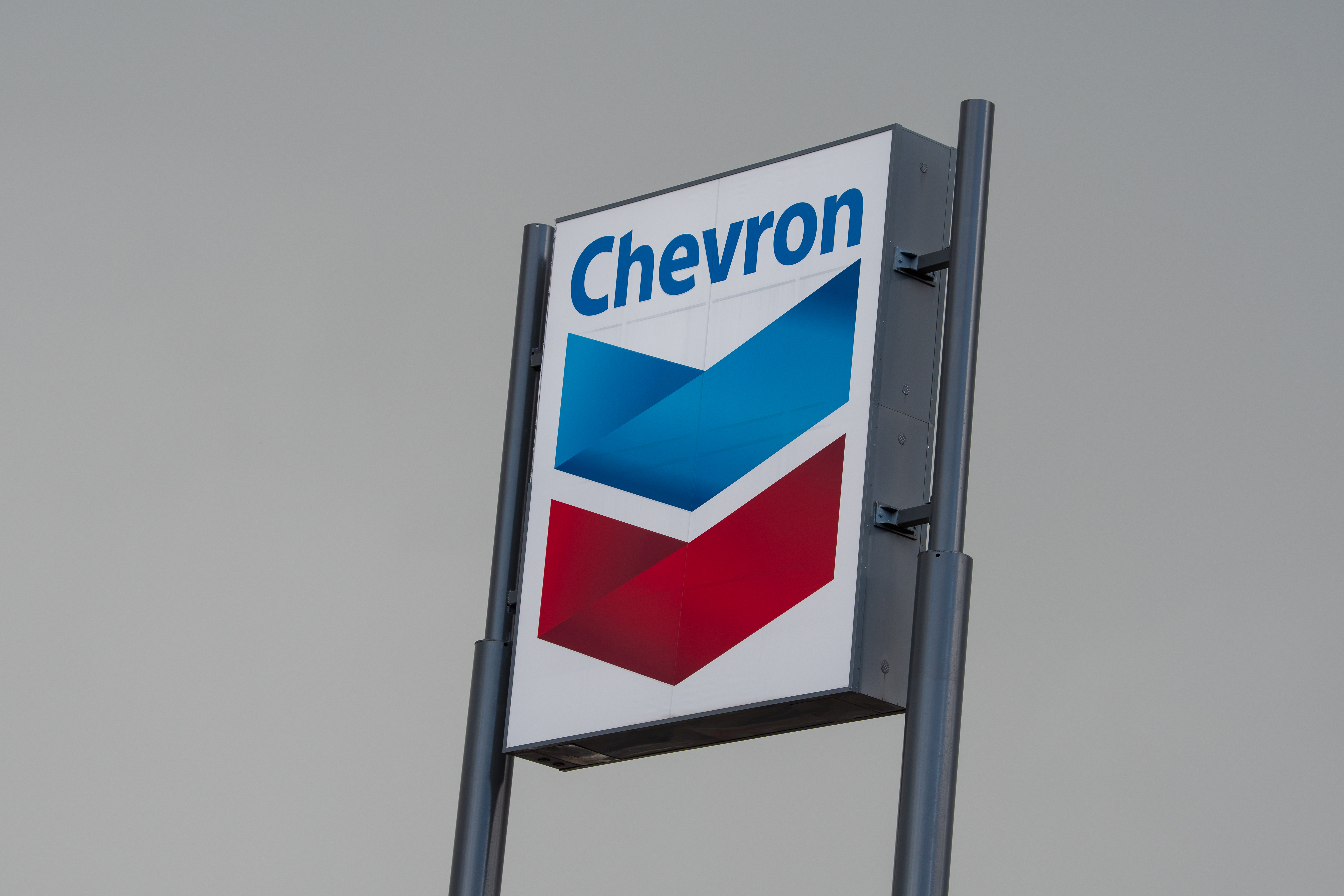 Chevron confirms expansion in Venezuela as Trump announces deal to access oil fields; joint venture plans $7 billion investment to double output to 600,000 barrels a day
