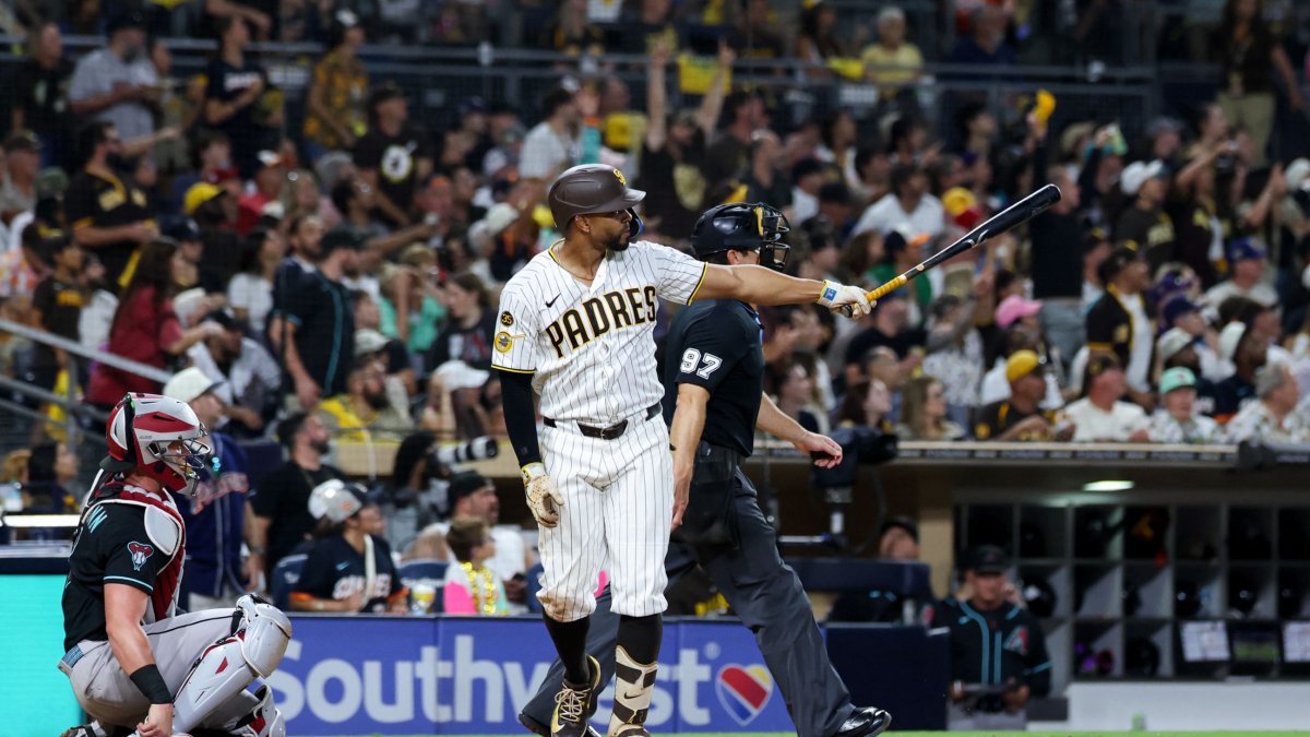 Padres beat Diamondbacks, will host National League Wild Card series at Petco Park