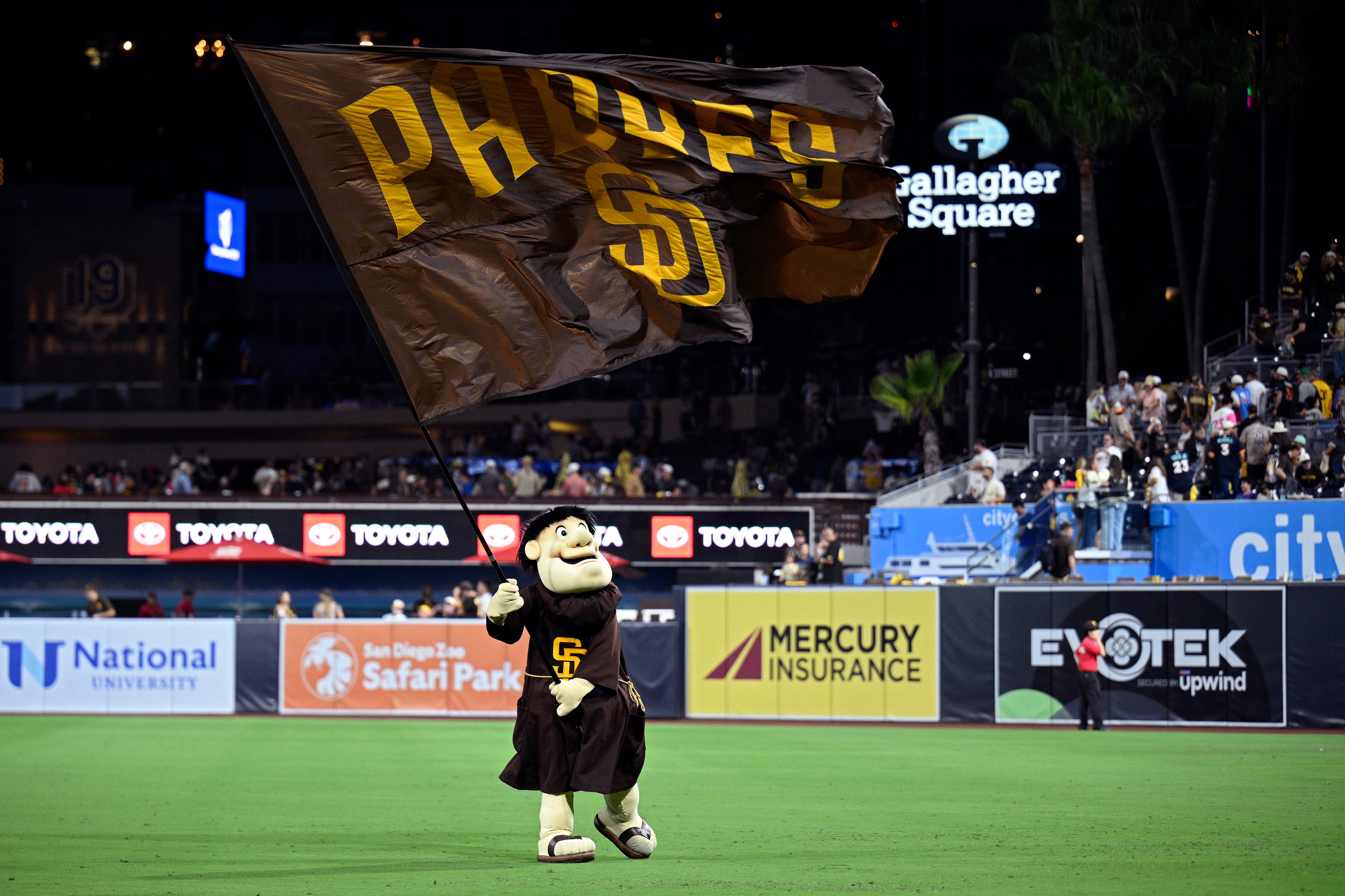 Padres to Host Cubs in Wild Card Series at Petco Park; Broadcast Details Announced