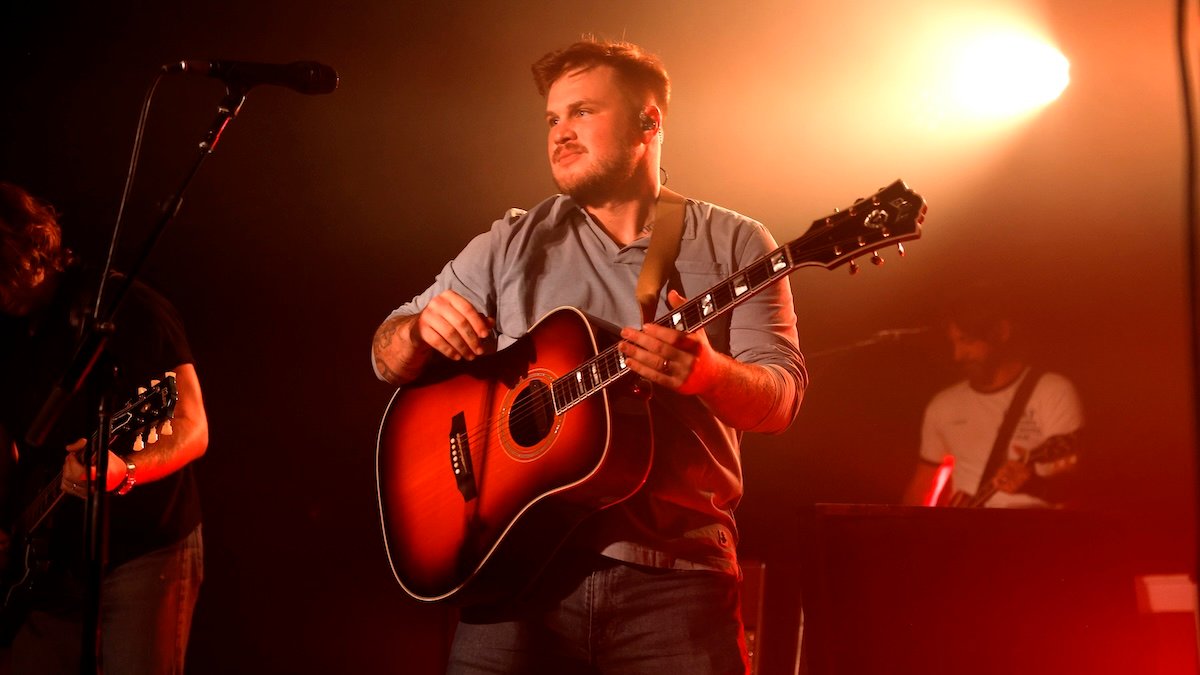 Bryan White Singer Zach Bryan wears ‘Free Palestine’ shirt at Gillette Stadium concert ...