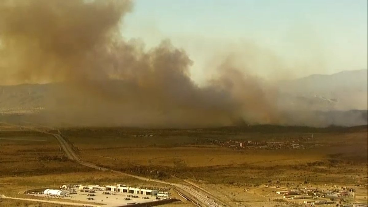 I-5 near Camp Pendleton shut down for 2nd day as blazes scorch 2,000+ acres