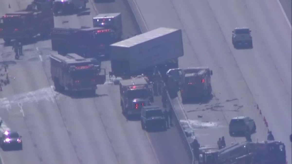 Traffic on I-5 near Mission Hills delayed after box truck and car crash