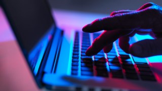 Illinois Gov. Signs Law Making “Revenge Porn” a Felony