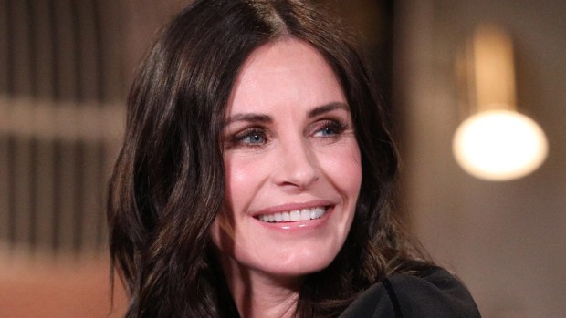 Courteney Cox Friends 25th: The One With The Anniversary Company Seeks 'Friends' Fan for Ultimate Binge-Watch Challenge - NBC 7